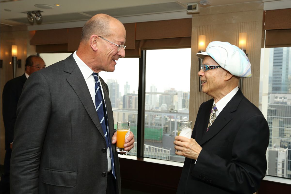 2012 Prince Philip Scholarship Ceremony007